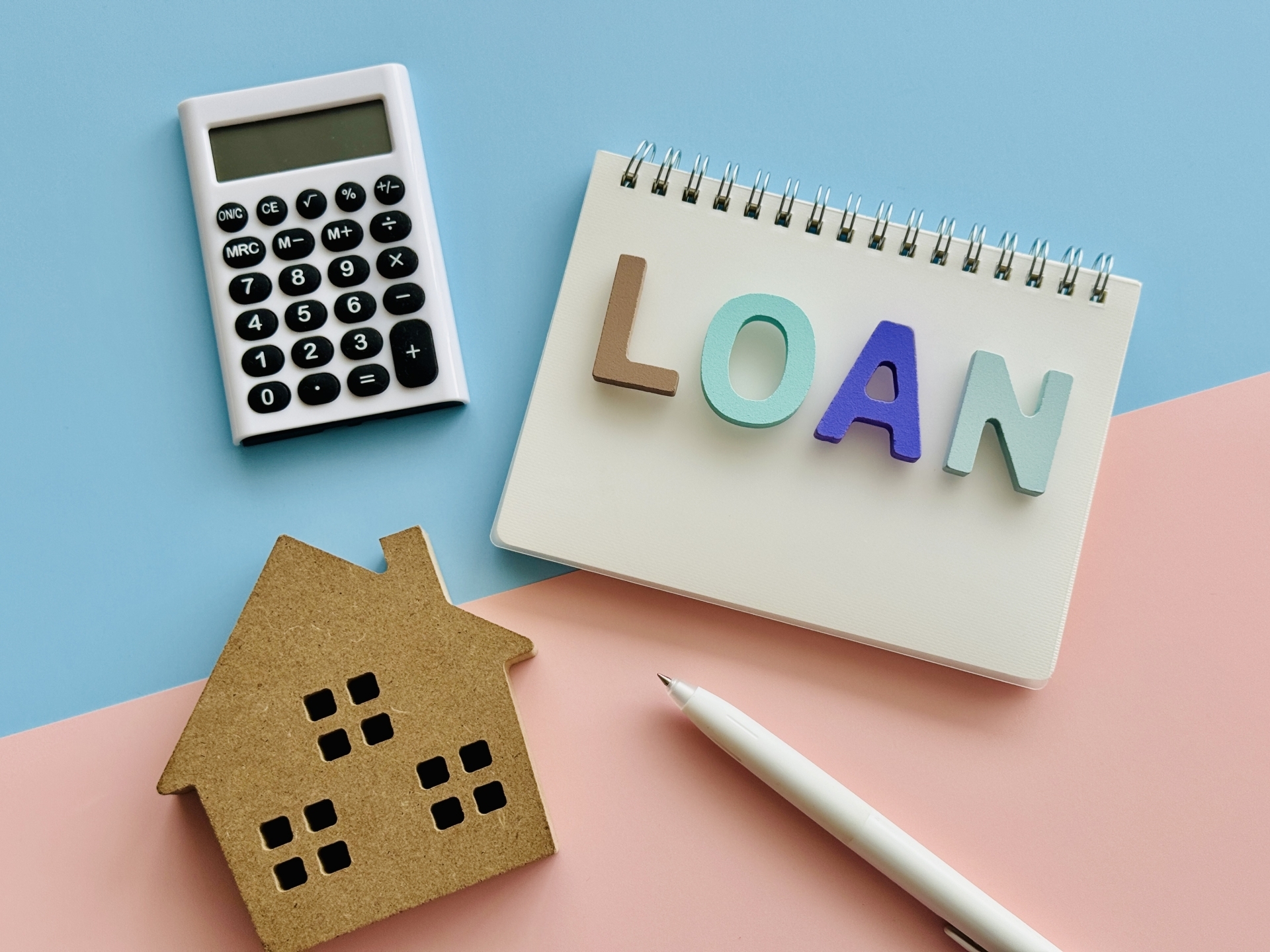 住宅ローン金利の最新動向を徹底解説！賢い選択で理想のマイホームを